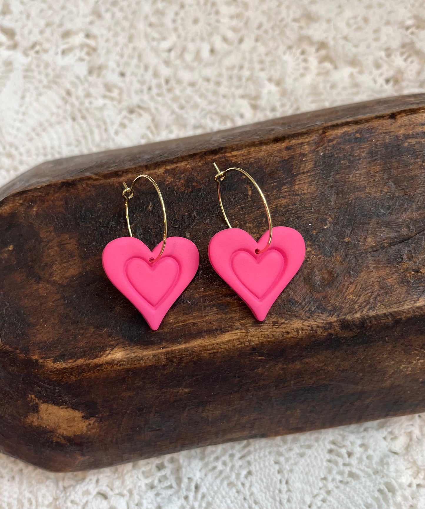 Embossed heart hoops pink