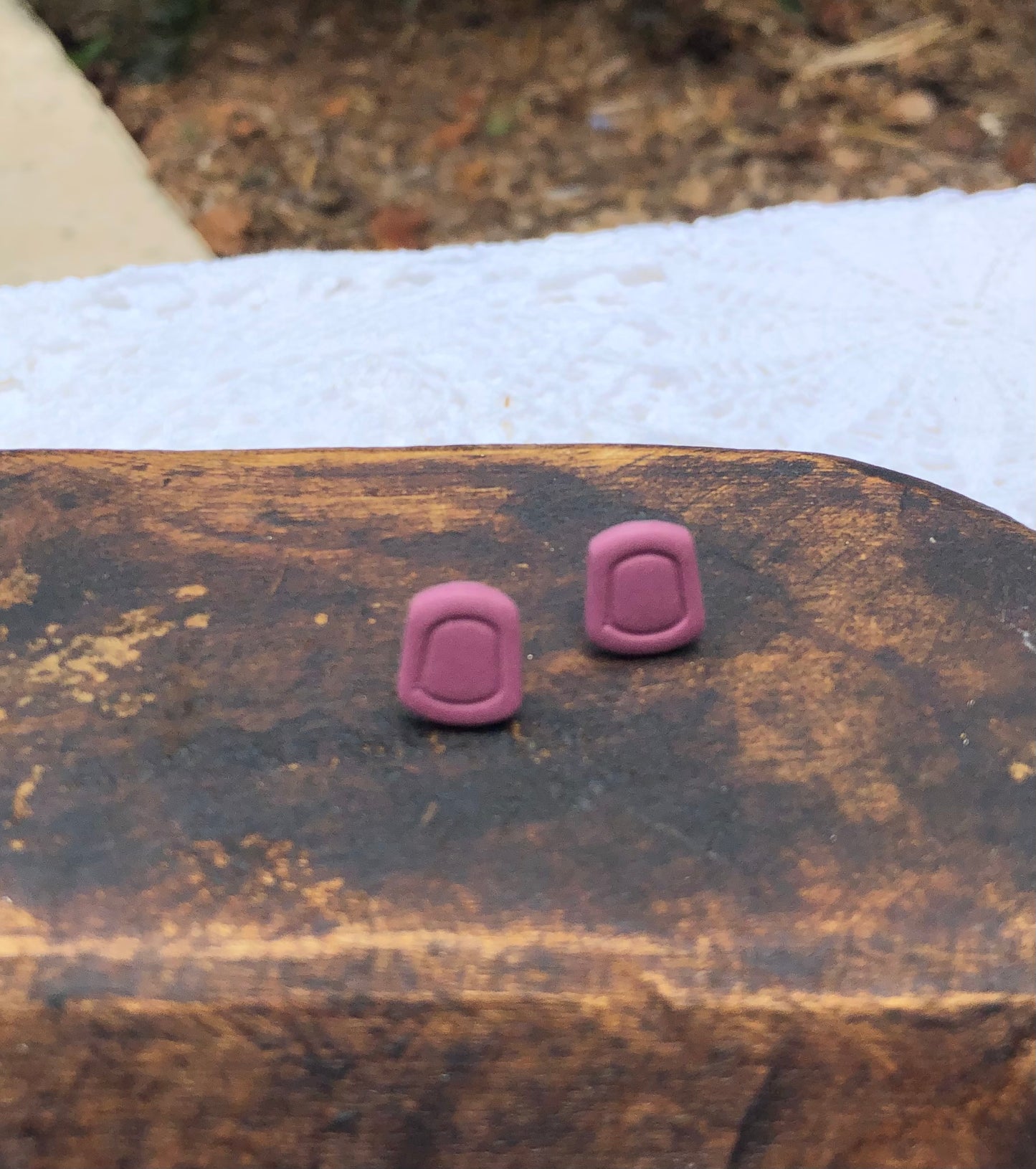 Button stud mauve